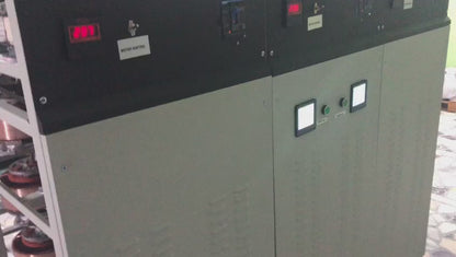 Enerjitem 75 kva 0-300 V ph-N, 0-516 V ph-ph Variac de test, AVEC BOUTON, AVEC ÉCRAN. Réglage de la tension, triphasé